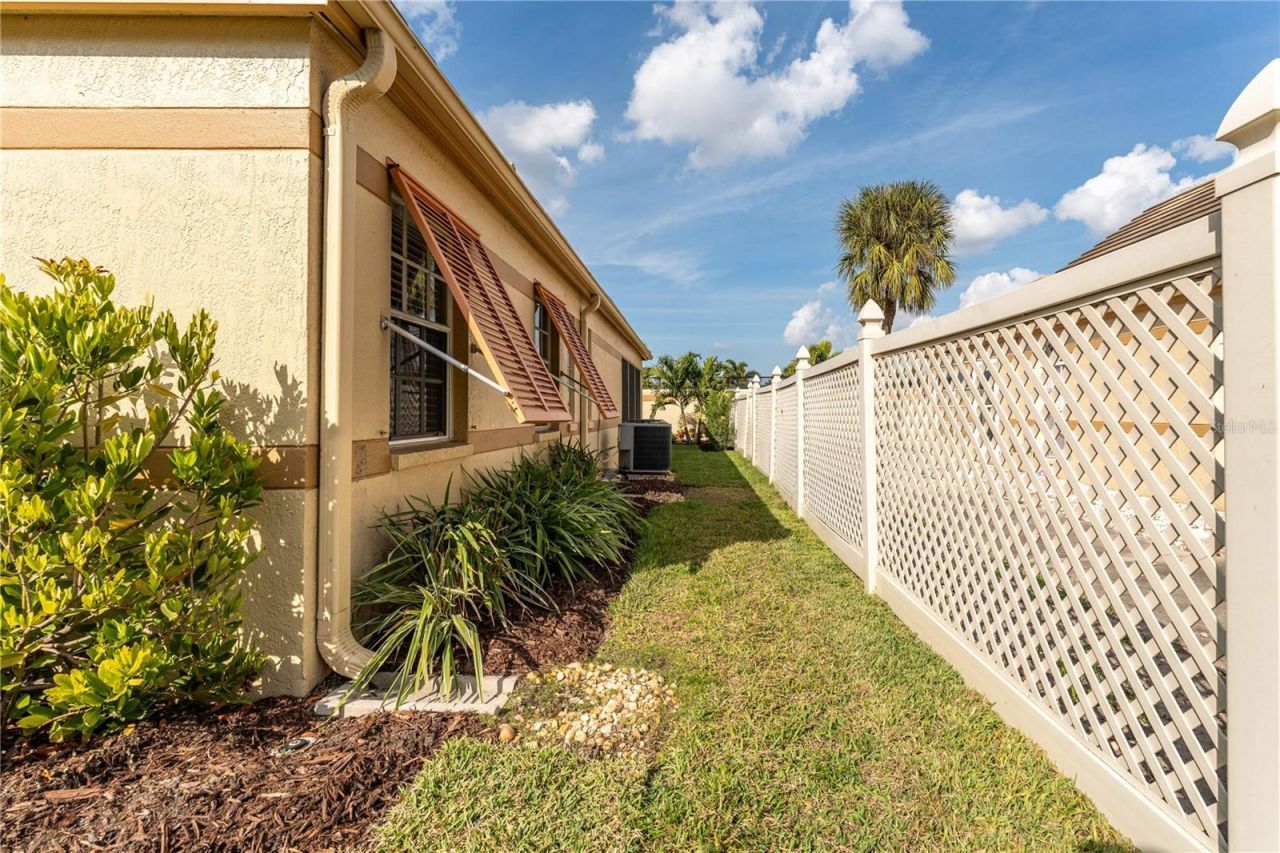 3625 57th Avenue Drive W, Unit 43, Bradenton, FL 34210 Photo