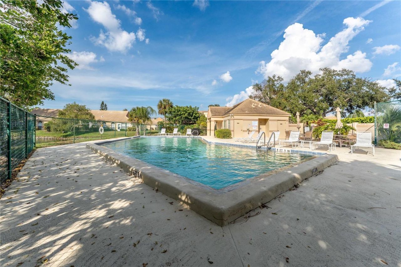 3625 57th Avenue Drive W, Unit 43, Bradenton, FL 34210 Photo