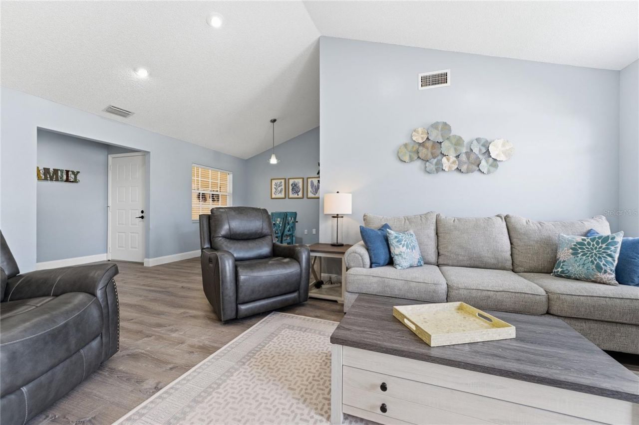3625 57th Avenue Drive W, Unit 43, Bradenton, FL 34210 Photo