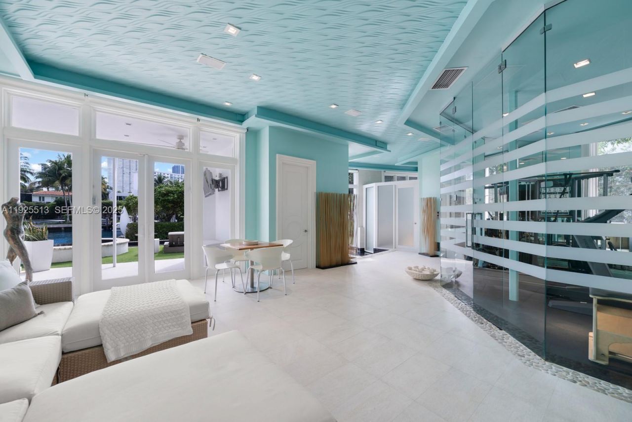 142 S Island Dr, Golden Beach, FL 33160 Photo