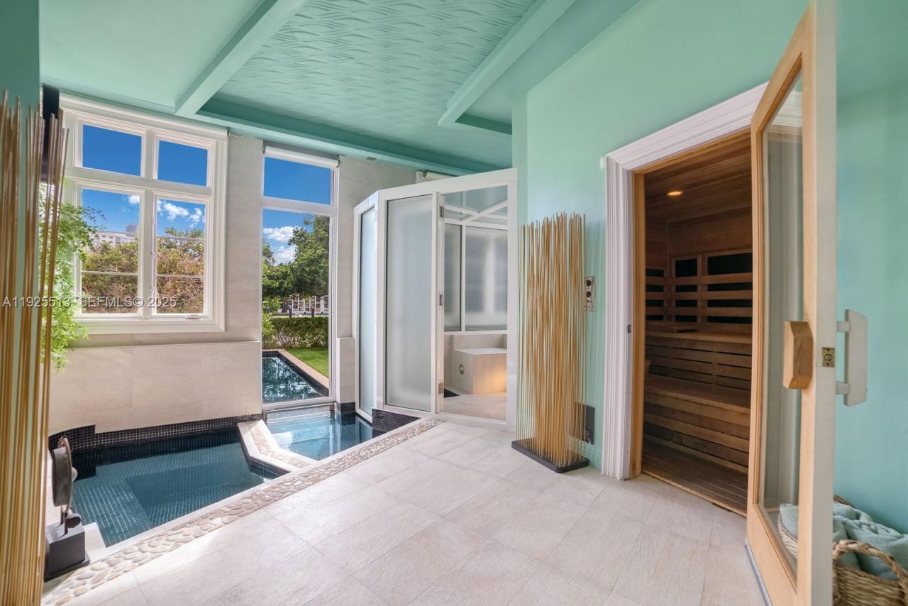 142 S Island Dr, Golden Beach, FL 33160 Photo