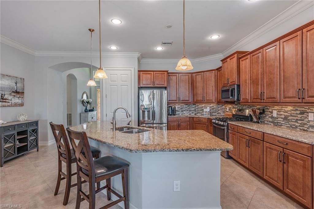 9197 Campanile Cir, Naples, FL 34114 Photo