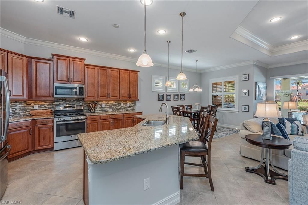9197 Campanile Cir, Naples, FL 34114 Photo