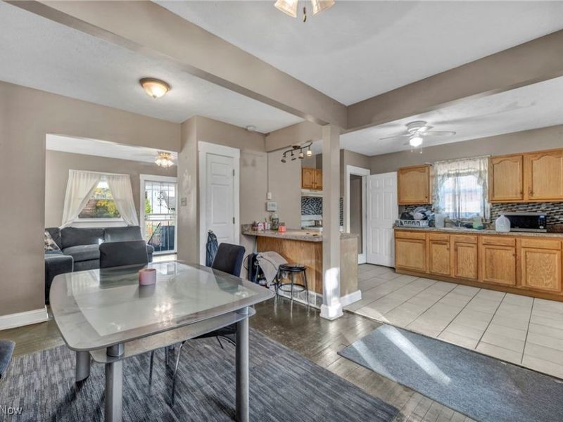 15002 Upton Avenue, Cleveland, OH 44110 Photo 12