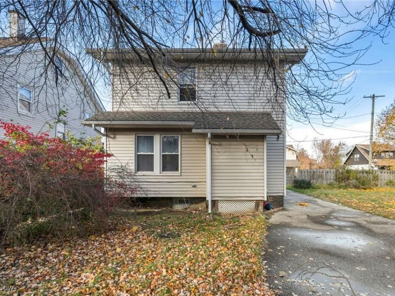 15002 Upton Avenue, Cleveland, OH 44110 Photo 6