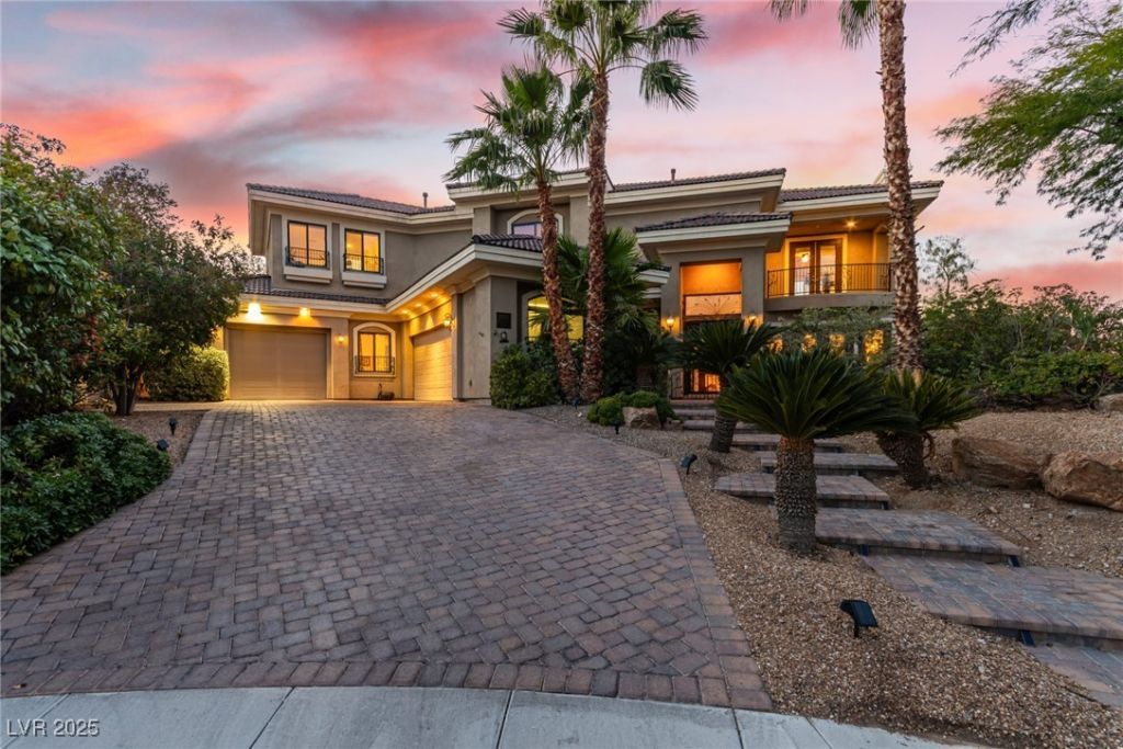 2033 Winter Wind Street, Las Vegas, NV 89134