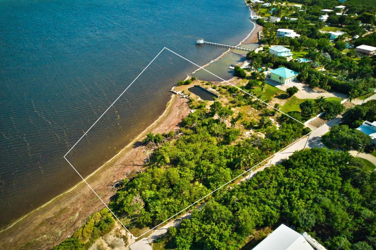 1261 Avenue A, Big Pine Key, FL 33043 Photo