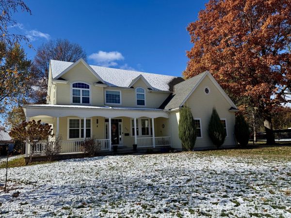 333 Colony Road, Rossford, OH 43460