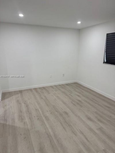 1605 Meridian Ave, Unit 401, Miami Beach, FL 33139 Photo