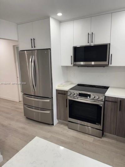 1605 Meridian Ave, Unit 401, Miami Beach, FL 33139 Photo