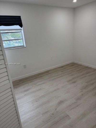 1605 Meridian Ave, Unit 401, Miami Beach, FL 33139 Photo