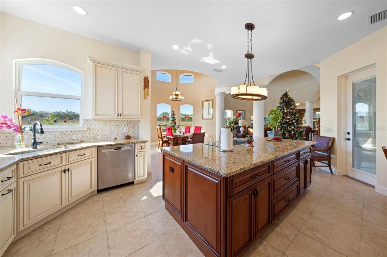 13023 Sweet Hill Road, Polk City, FL 33868 Photo