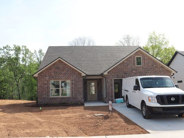 603 Willow Park Dr , Clarksville, TN 37043