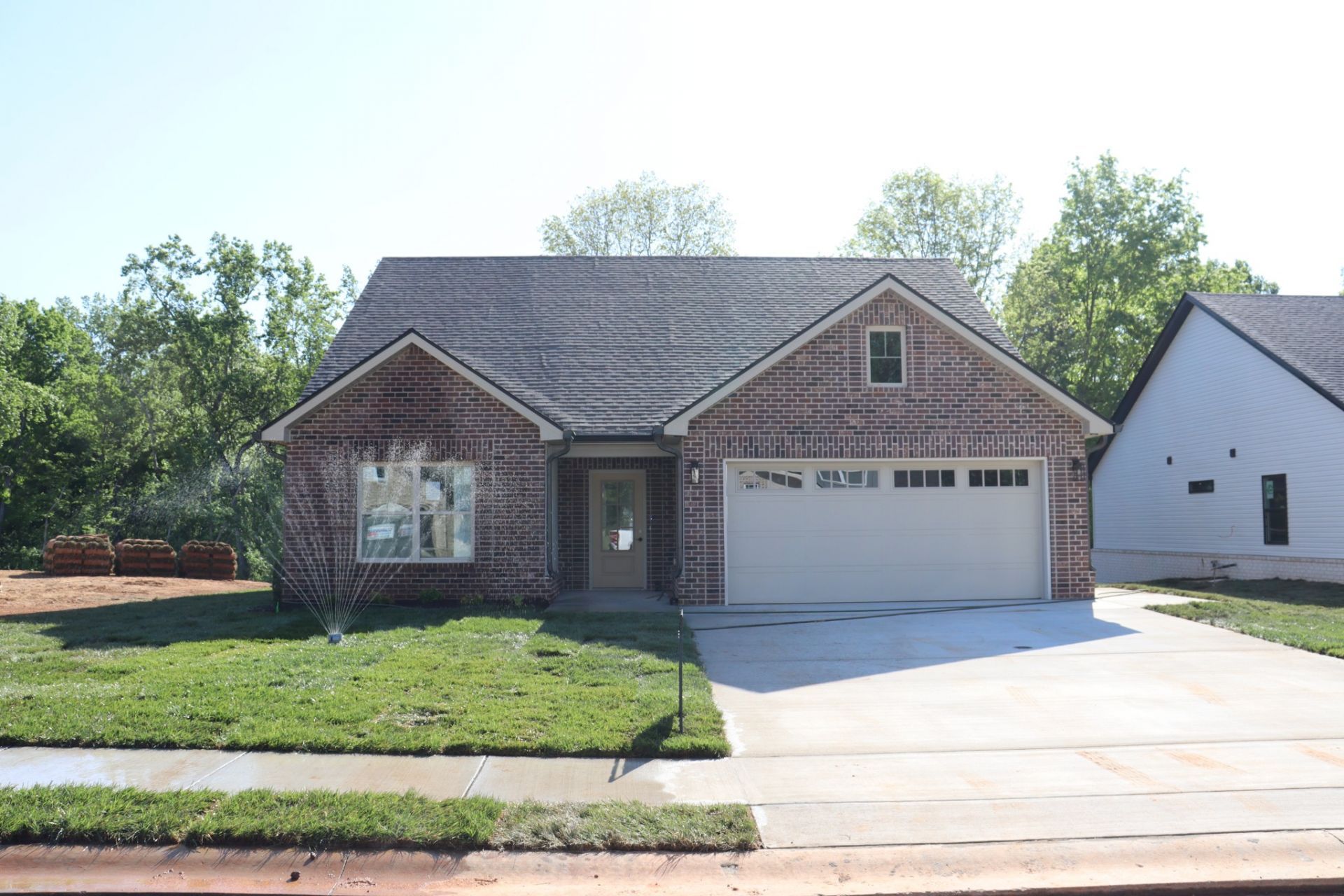 603 Willow Park Dr, Clarksville, TN 37043 Main Photo