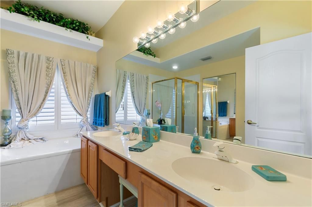 9821 Spring Run Blvd, Estero, FL 34135 Photo