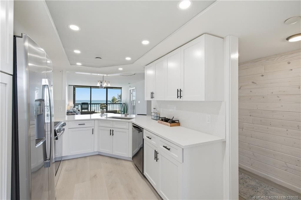 8880 S Ocean Drive, Unit 409, Jensen Beach, FL 34957 Photo