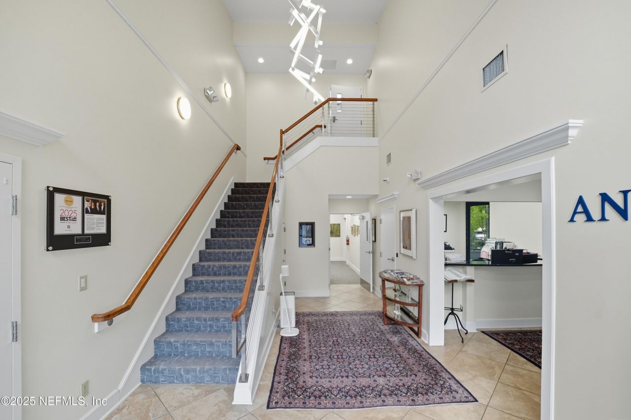 8818 Goodbys Executive Drive, Jacksonville, FL 32217 Photo