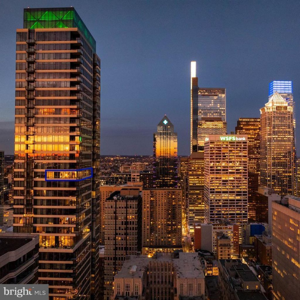 1911 Walnut Street, Unit 3301, Philadelphia, PA 19103 Main Photo