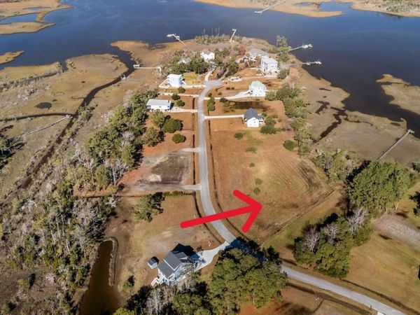 118 Jade Street, Beaufort, NC 28516