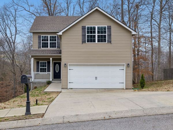 338 Chalet Cir, Clarksville, TN 37040