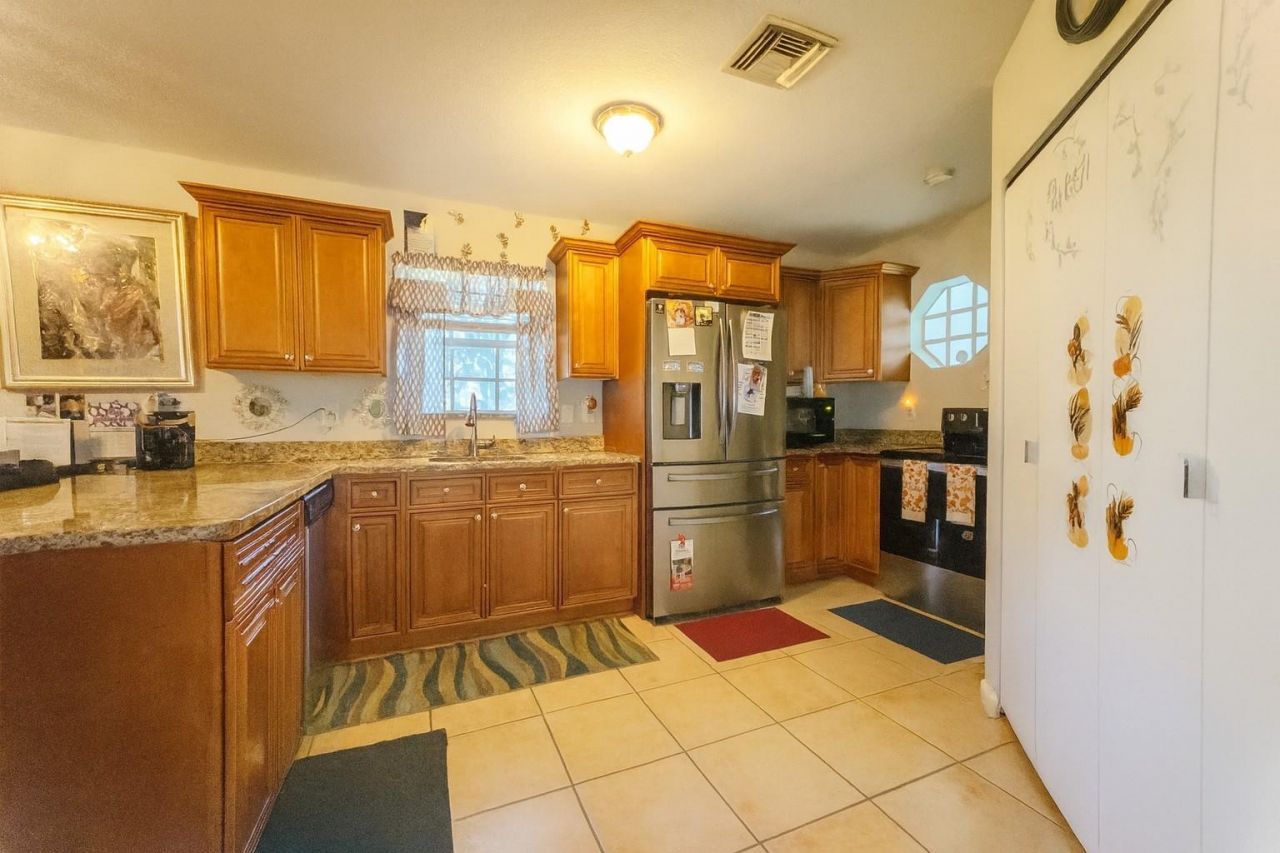 1403 SW 27th Ct, Fort Lauderdale, FL 33315 Main Photo