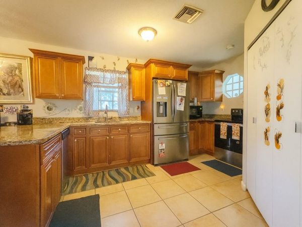 1403 SW 27th Ct, Fort Lauderdale, FL 33315