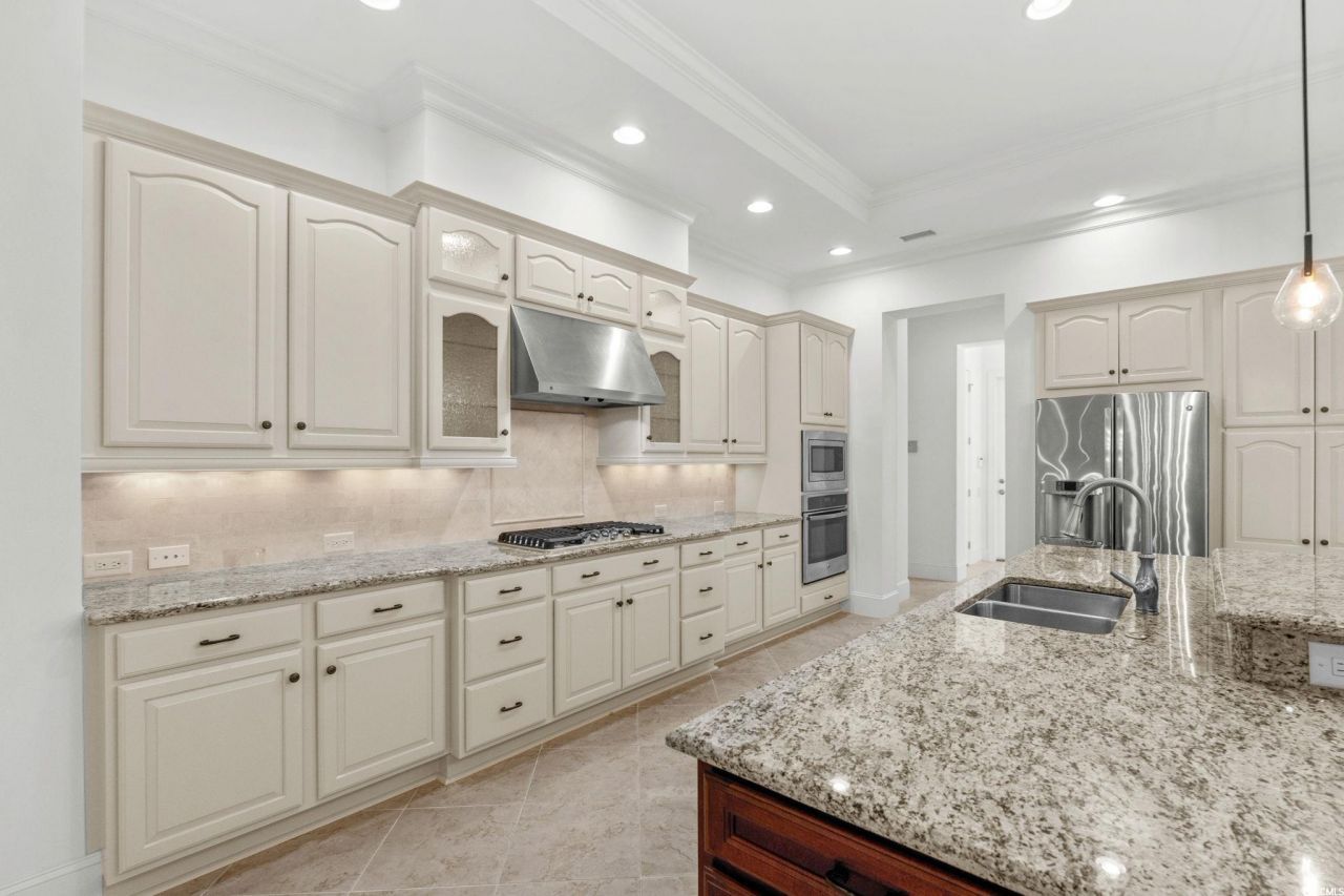 9590 Bellasera Circle Photo 10