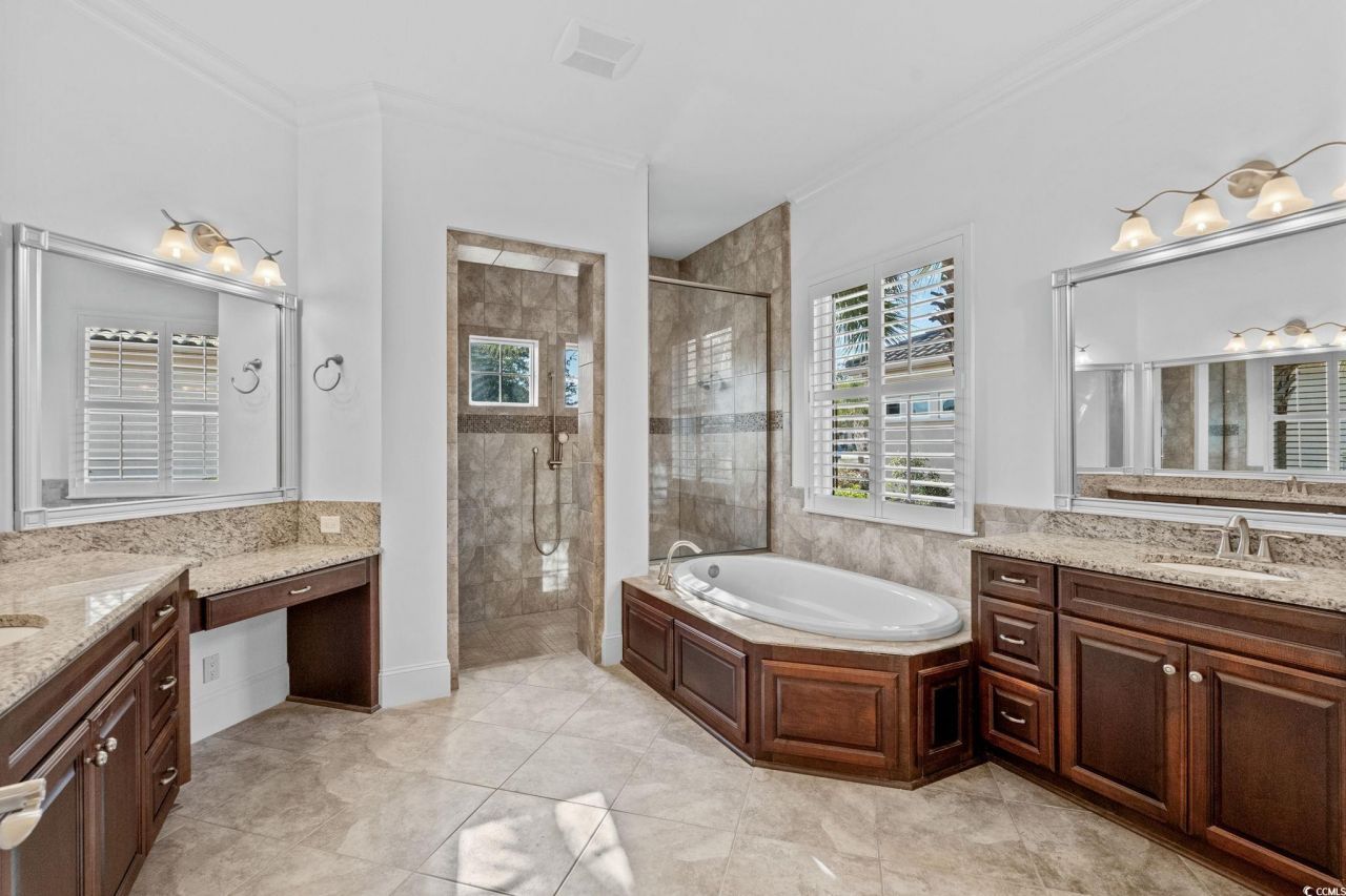 9590 Bellasera Circle Photo 21