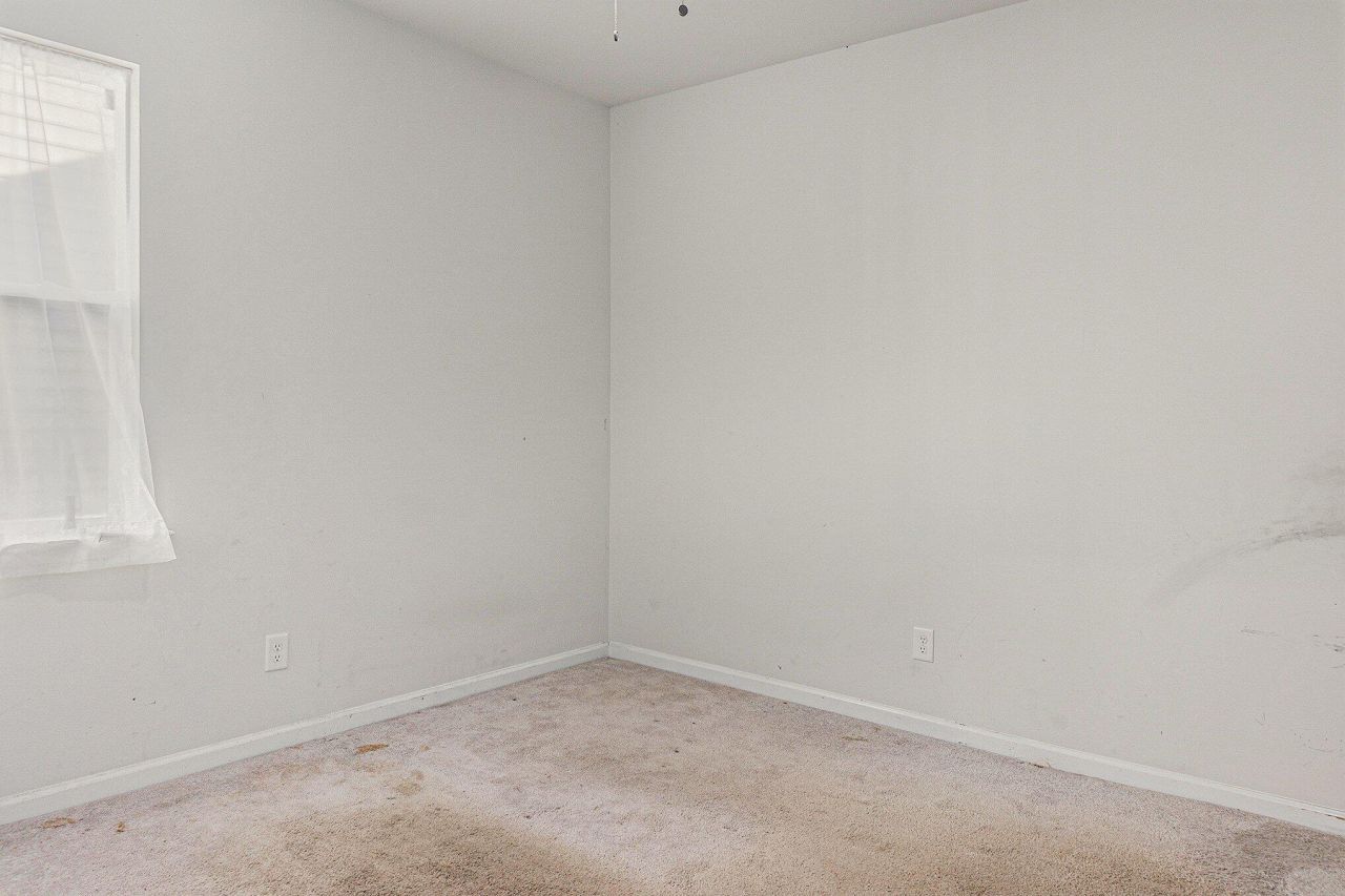 511 Squire Pope Road Photo 12