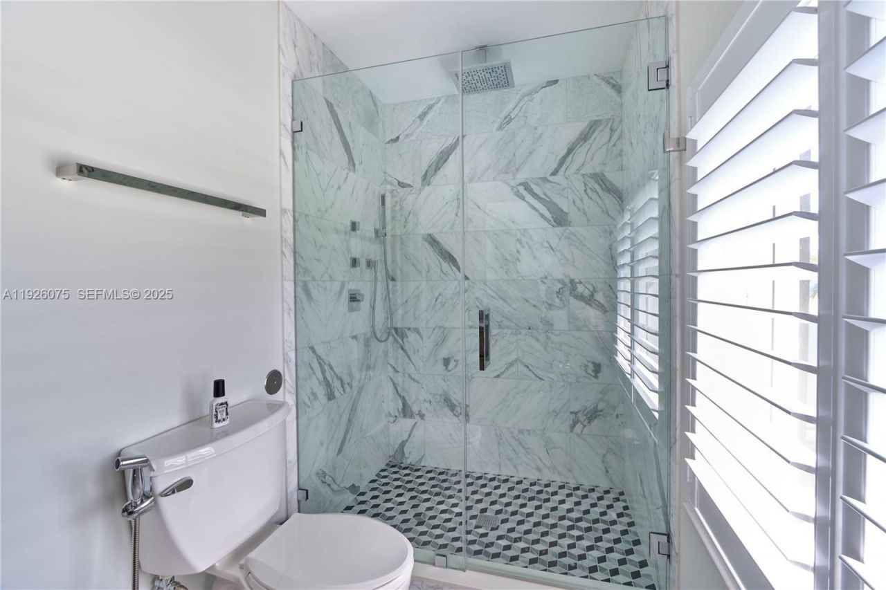 1601 SE 11th St, Fort Lauderdale, FL 33316 Photo