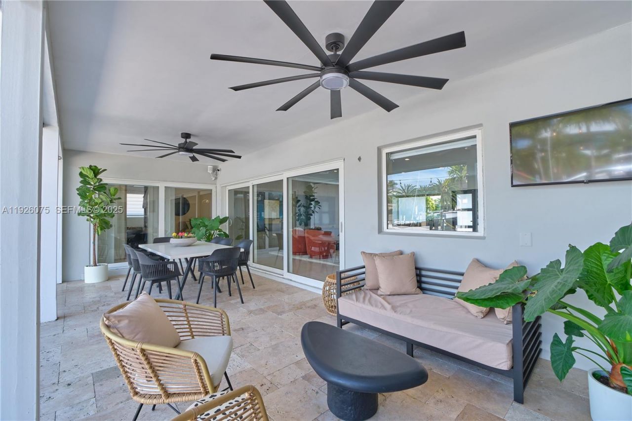 1601 SE 11th St, Fort Lauderdale, FL 33316 Photo