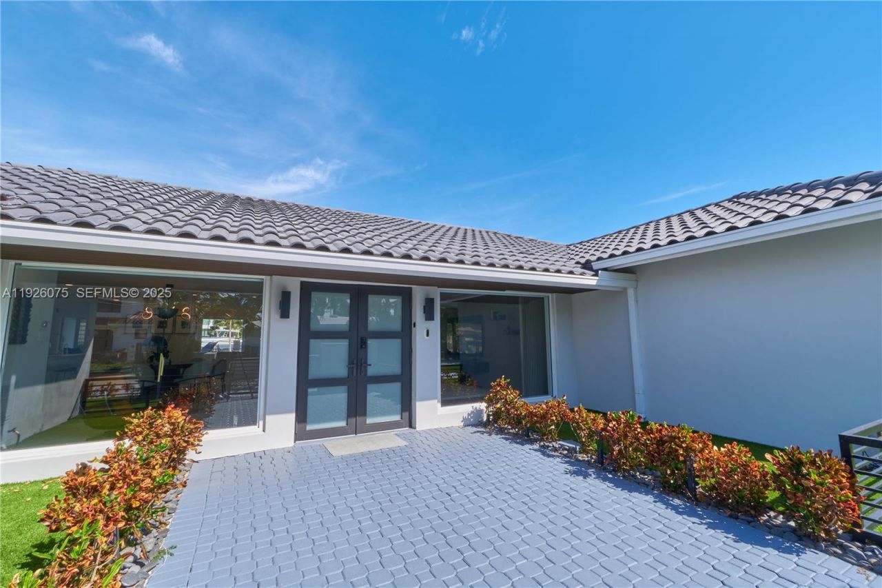 1601 SE 11th St, Fort Lauderdale, FL 33316 Photo