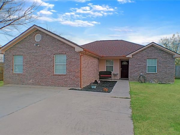 1806 SE 15th Street, Mineral Wells, TX 76067