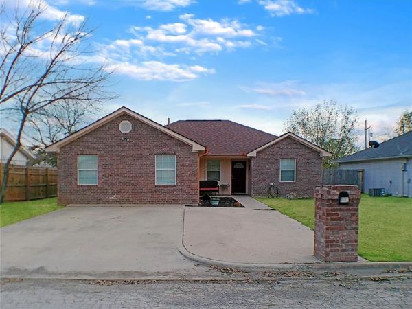 1806 SE 15th Street, Mineral Wells, TX 76067