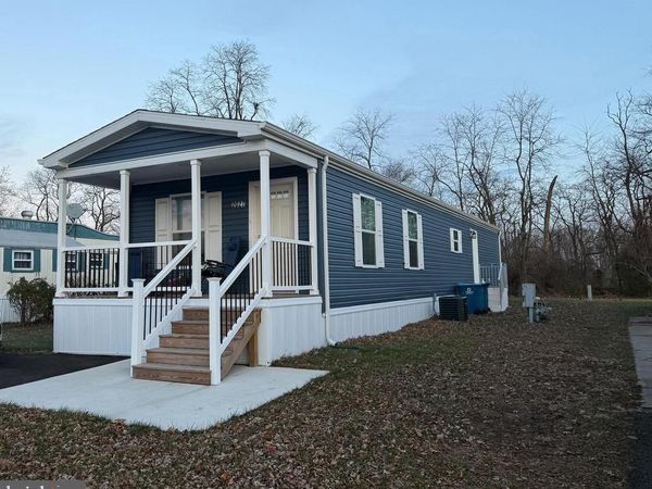 2027 BEATTY DRIVE, MORRISVILLE, PA 19067