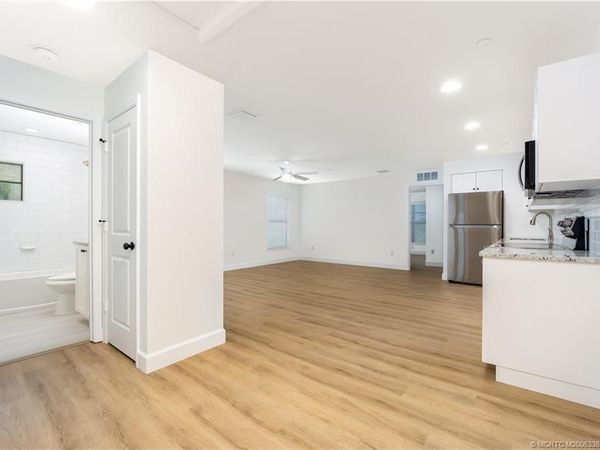 3375 SW Mapp Road, Unit 204, Palm City, FL 34990