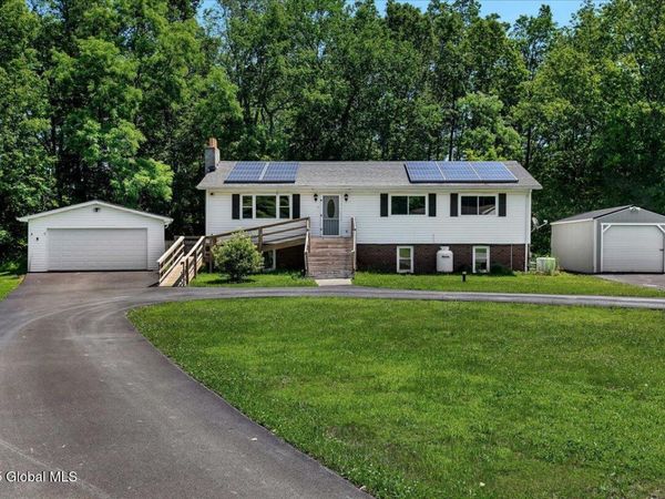 35 Banta Lane, Greenville, NY 12413