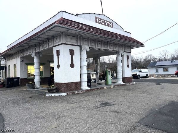 237 W Washington Ave, Washington, NJ 07882