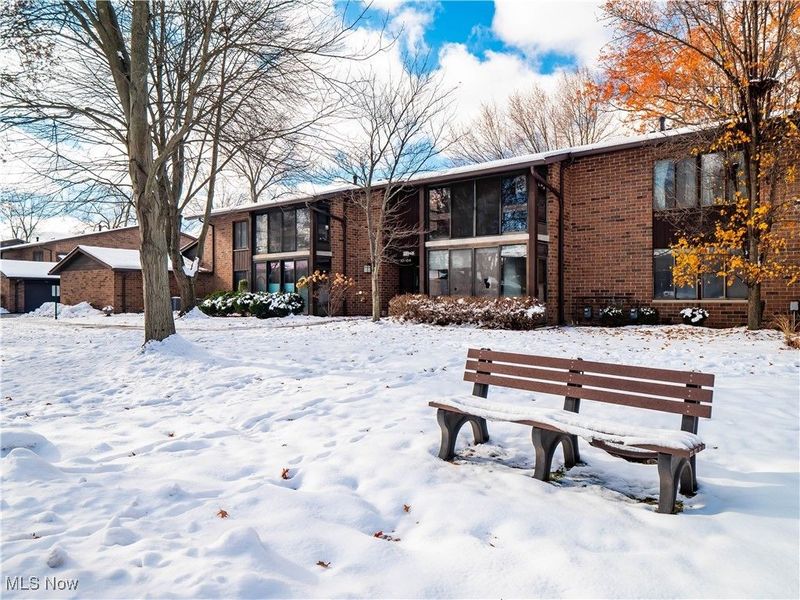 22968 Maple Ridge Road, Unit 103, North Olmsted, OH 44070 Photo 19