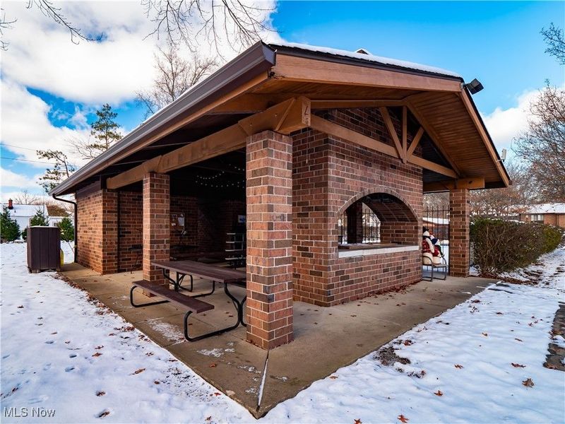 22968 Maple Ridge Road, Unit 103, North Olmsted, OH 44070 Photo 22