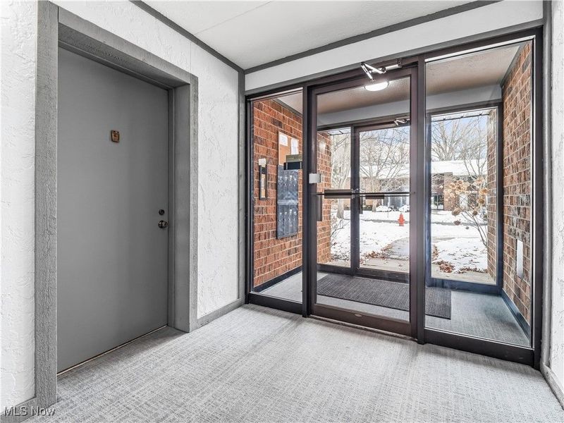 22968 Maple Ridge Road, Unit 103, North Olmsted, OH 44070 Photo 3