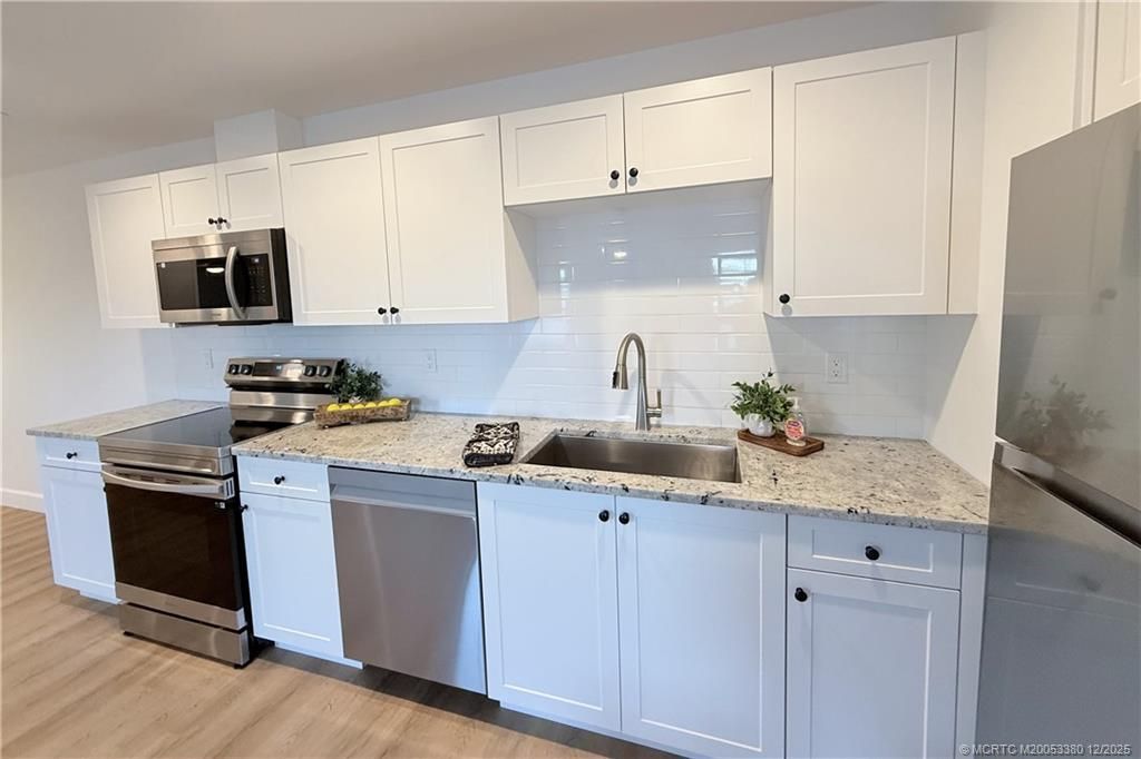 3375 SW Mapp Road, Unit 206, Palm City, FL 34990 Photo