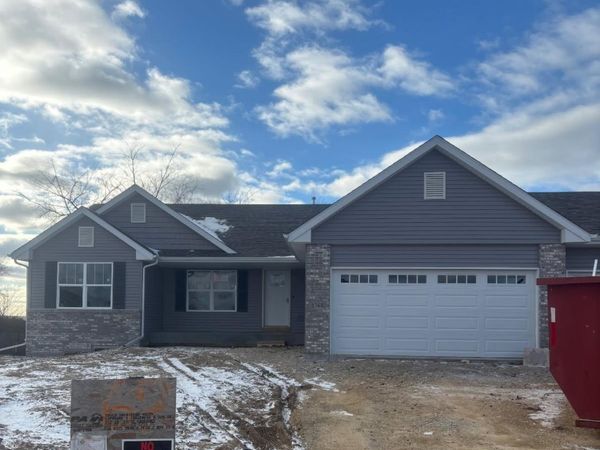 1368 JOANNE Terrace, BYRON, IL 61010