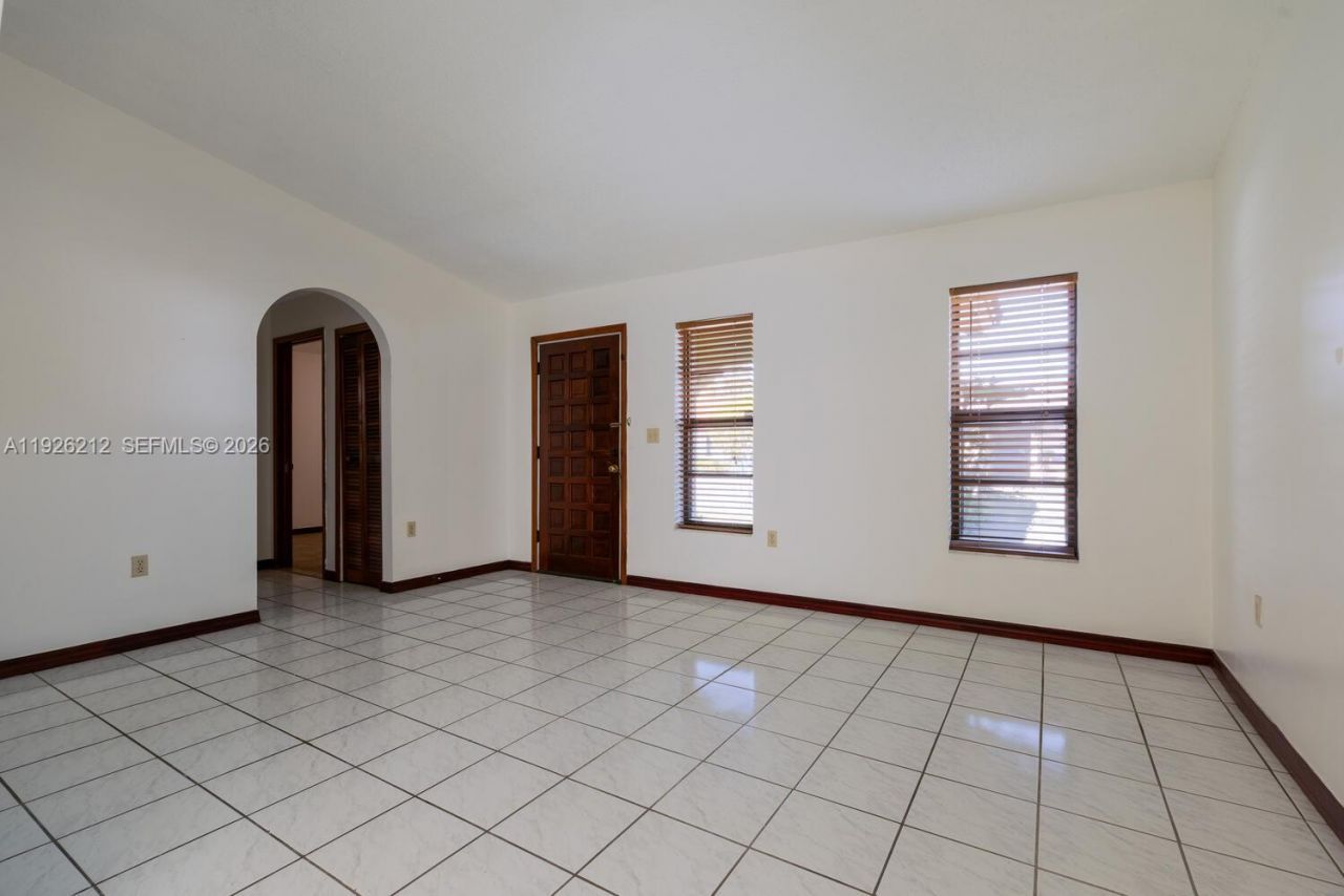 12770 NW 11th St, Miami, FL 33182 Photo