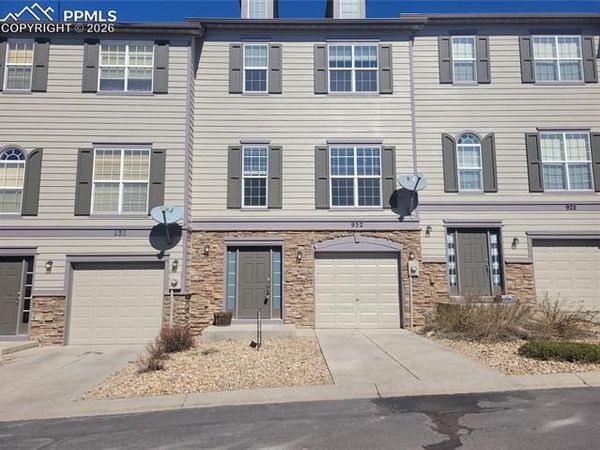 932 Burning Bush Point, Monument, CO 80132