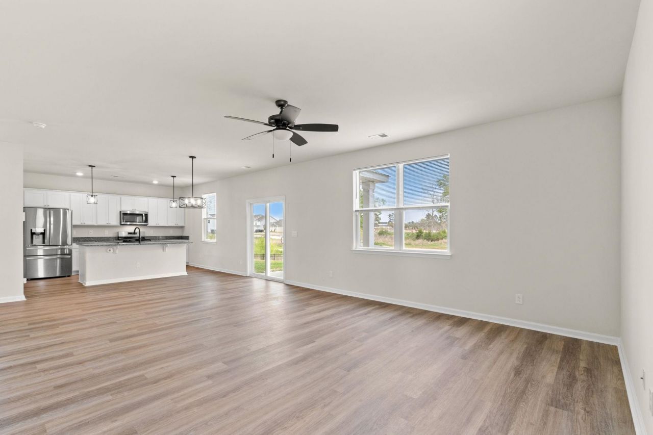 331 Picnic Basket Pl. Photo 6