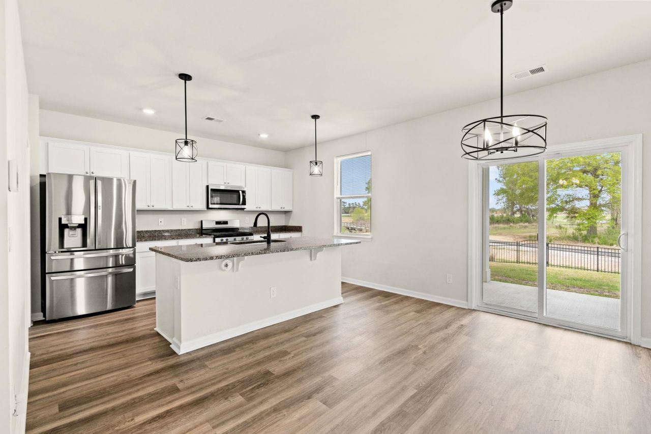 331 Picnic Basket Pl. Photo 8