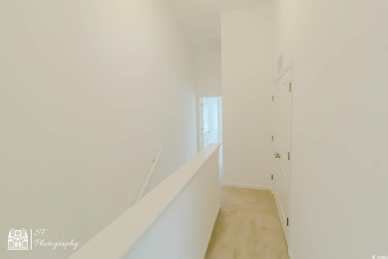 143 Crescent Way Photo 13