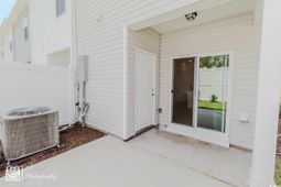 143 Crescent Way photo 4