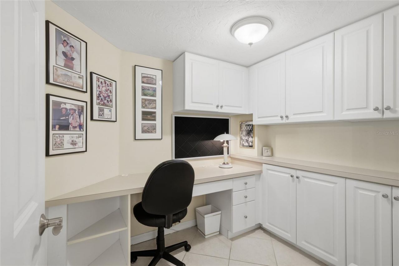1750 Benjamin Franklin Drive, Unit 9B, Sarasota, FL 34236 Photo